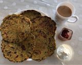 A picture of step 3 of Methi paratha.