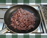 Foto del paso 2 de la receta Albóndigas de carne y espinacas, en salsa de verduras y brécol