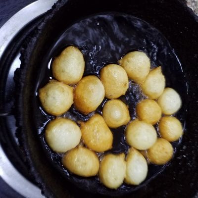 Luganskda fohisha toping Koz yoshlari tokguncha eshakda sikishadi