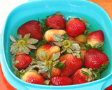 Foto del paso 1 de la receta: Corazones de fresas y chocolate