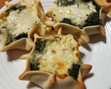 Foto del paso 7 de la receta: Tarteletas de espinaca y salsa blanca