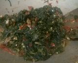 Foto langkah ke 2 dari resep Tumis Daun Singkong Pedas.