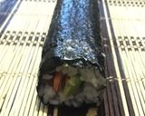 A picture of step 5 of Vegetable Maki sushi.