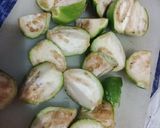 Foto langkah ke 1 dari resep Tumis Terong Bulat Teri Pedas.