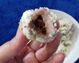 Foto langkah ke 2 dari resep Kelepon Susu Coklat mede keju.