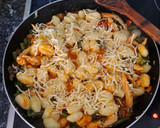 Foto del paso 5 de la receta: Gnocchi con verduras y Pechuga de pollo...🐥