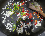 Foto langkah ke 5 dari resep Kerang ijo cabe garam.