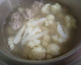 Hình bước làm 2 của món Canh súp lơ sườn heo nấu miến