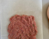 Foto del paso 2 de la receta: Rollitos de carne molida rellenos