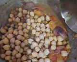 A picture of step 3 of Chole veggie salad.