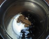 A picture of step 2 of Black grapes Smoothie.