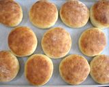 A picture of step 5 of Jam Filled ‘Pampushky’.