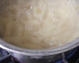A picture of step 2 of White Sauce Penne pasta.