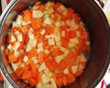 Tejfölös krumplileves 🥔🧅🥕 recept fázis 1 fotója