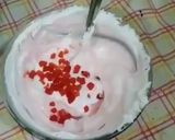 A picture of step 14 of Star print strawberry chocolate sandwich cake.