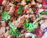 Foto del paso 6 de la receta: Pollo salteado con vegetales 🥗🐥