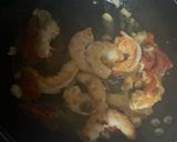 Foto del paso 5 de la receta: Emperador y Langostinos con Fideos Japoneses y Mantequilla de Ajo
