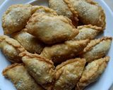Foto langkah ke 4 dari resep Karipap sarden kentang bumbu kari.
