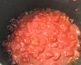 A picture of step 3 of Pasta puttanesca.