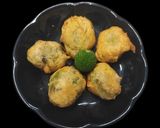 A picture of step 4 of Kankola fritters.