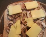 Foto langkah ke 3 dari resep Mushroom and Cheese Sandwich.