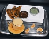 નમકીન ફ્રેંચ ટોસ્ટ વીથ પપૈયા સ્મુધી (Namkeen French Toast With Papaya Smoothie Recipe In Gujarati) રેસીપી સ્ટેપ8ફોટો