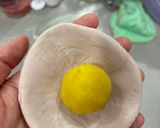 A picture of step 4 of Hedgehog Steamed Buns.