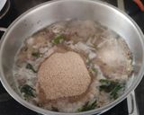 A picture of step 3 of Samba rava upma.