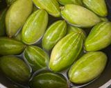 A picture of step 1 of Parwal besan ki sabji (dinner).