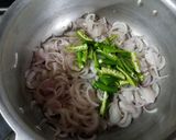 A picture of step 1 of Tomato peas pulao.