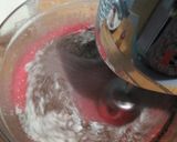 Foto langkah ke 6 dari resep Red Velvet Slice Cake.