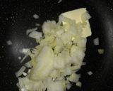 Foto del paso 1 de la receta: Salsa rápida de crema y pollo