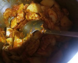 आलू भें की सब्जी (Aloo bhee ki sabzi recipe in Hindi) रेसिपी चरण 2 फोटो