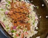 A picture of step 4 of Indomie instant noodles.