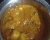 A picture of step 3 of Aloo matar curry.