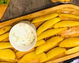 A picture of step 4 of Simple Potato Wedges.
