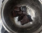 चोकलेट विथ बिस्कीट स्टफ मोदक (Chocolate Biscuit Modak Recipe In Marathi) रेसिपी स्टेप 1 फोटो 