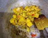 A picture of step 5 of Bread poha.