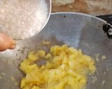 A picture of step 2 of Apple Halwa.