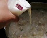A picture of step 5 of Peanut Soup with Milk.