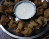 A picture of step 3 of Kuttu, shidhada aata, aalu pakoda.