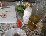 Foto del paso 3 de la receta: Tortellinis en salsa con tomate y espinacas