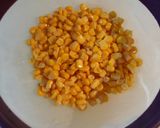 Foto del paso 5 de la receta: Arroz rojo con granos de elote y epazote