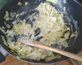 Une image de l'étape 2 de Galette poireau pomme de terre.