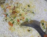 A picture of step 4 of Fried rice with victoria chicken and salad.