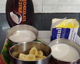A picture of step 1 of Butterscotch Banana Shake.