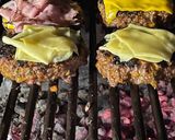 Foto del paso 10 de la receta: Hamburguesas caseras a la parrilla