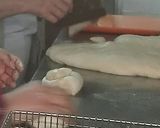 Foto del paso 7 de la receta: Bollos para hamburguesa