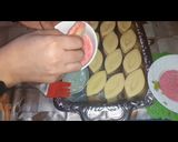 صورة لخطوة 5 من وصفة صابلي القارب بنكهة الفراولة