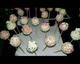 Foto del paso 7 de la receta: Cakepops decorados para Comunión